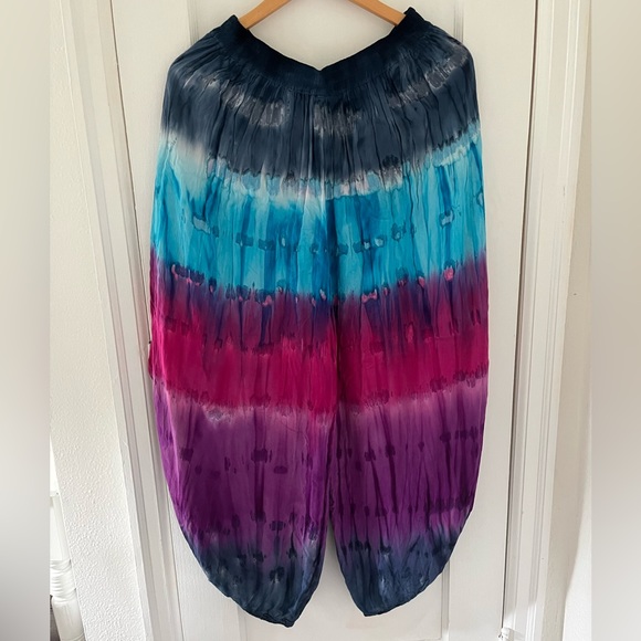 Harem Pants with embroidery - Picture 2 of 2